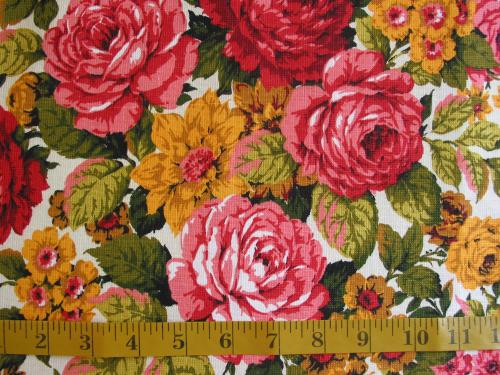Red, Pink, and Gold Rose Bouquet Fabric