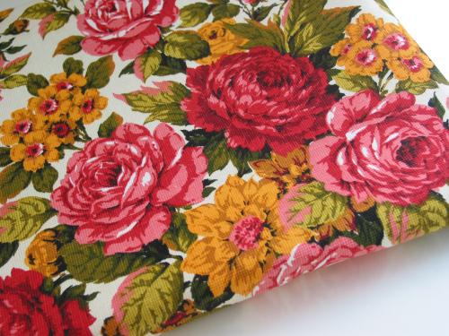 Red, Pink, and Gold Rose Bouquet Fabric