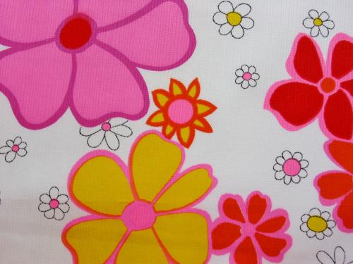 70's Flower Power Daisy Hawaiian Textiles